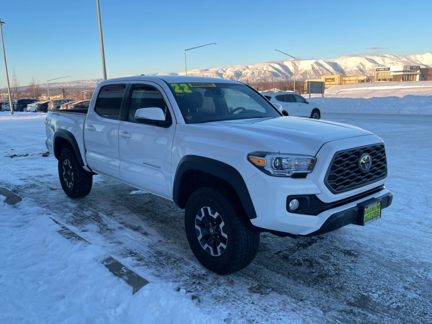 2022 WHITE TOYOTA TACOMA TRD off road V6 (3TMCZ5AN1NM) with an 3.5L engine, Automatic transmission, located at 1960 Industrial Drive, Wasilla, 99654, (907) 274-2277, 61.573475, -149.400146 - Photo#4